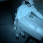 雇殺手用弩箭射前女友 警方懸紅2.5萬緝兇