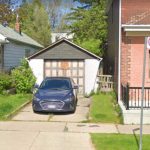 多伦多老破旧小车库卖到70多万加元