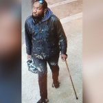 士嘉堡GO火车上无故袭击乘客脸部 疑犯被通缉!