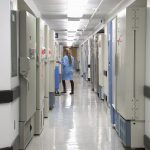 安省医院人手不足 四成医护“考虑离职” !