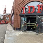 北约克熟食店遭涂鸦纵火 警方展开“仇恨犯罪”调查
