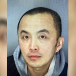 士嘉堡亞裔男經理涉綁架勒索員工被通緝!
