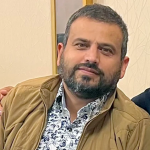 5个孩子父亲出手助人被车压死 两个家庭顿失唯一依靠