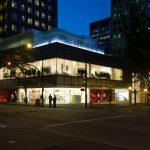 溫哥華Holt Renfrew發生持械搶劫 警方檢獲爆炸裝置!