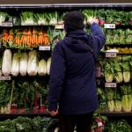 最新通胀报告:受关税影响 食品杂货价将持续上涨