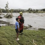 美国德州洪灾夺至少13命 女童夏令营逾20人失踪