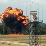 倫敦紹森德機場小型機墜毀 爆炸燒成火球 黑煙竄天際