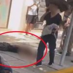 上海南京路空舖橱窗翻倒 砸中路人1死1伤