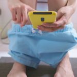長期如廁玩手機 寧波20歲女生盆底肌功能如60歲