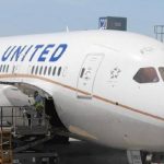 联合航空客机惊魂|3千呎高空疑似撞上无人机 FAA调查中