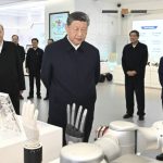 習近平:超常規措施解決科技「卡脖子」 因地制宜防盲目「跟風」亂「燒錢」