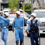 日本熊出没|宇都宫黑熊闯闹市94校停课两日 藏身民居草丛终中麻醉针落网