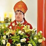 中国观察 :内蒙赤峰祝圣礼 80后常彦峰成最年轻主教