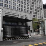 中美AI战|FCC禁中国机械人及电网逆变器进入美市场 商务部:坚决反对并保留反制权利