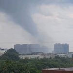 台风白海豚︱今明最逼近台湾 淡水大雷雨中惊现“水龙卷” 榕树吹飞变压器爆炸|有片