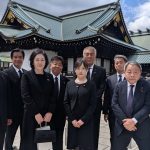 日本华裔参议员石平再参拜靖国神社