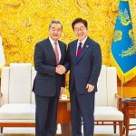 王毅访韩晤李在明吁坚定对华友好政策 促尽快完成两国自贸协定第二阶段谈判