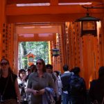 伏見稻荷大社 | 京都旅遊勝地公廁驚現針頭 多語告示形同虛設