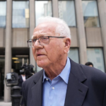 加拿大亿万富豪Frank Stronach涉性侵案今日判刑