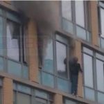 多伦多市中心火灾 男子挂窗外被救出