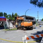 溫西克里斯戴爾區三級大火現場 推土機清除危險結構