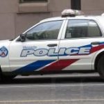 開偷來汽車連撞兩警車 三青少年被逮捕