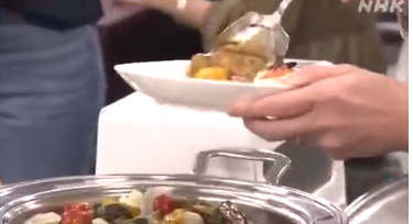 太可怕了! 餐馆里新冠传播速度惊人 半小时全中招! 多伦多刚刚宣布大封路!
