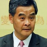 梁振英喊话汇丰银行:不能一边赚中国钱 一边损害中国