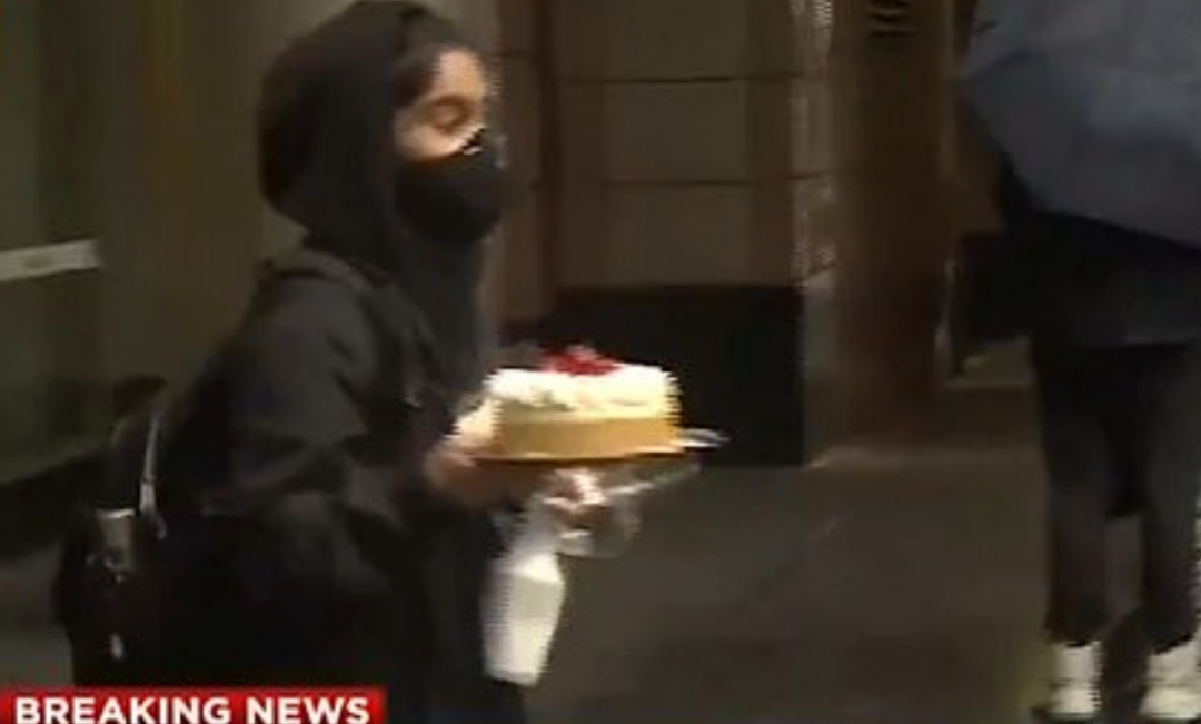 欧美多城市爆发示威! 店主被暴徒殴打倒在血泊中 民众不敢出门!