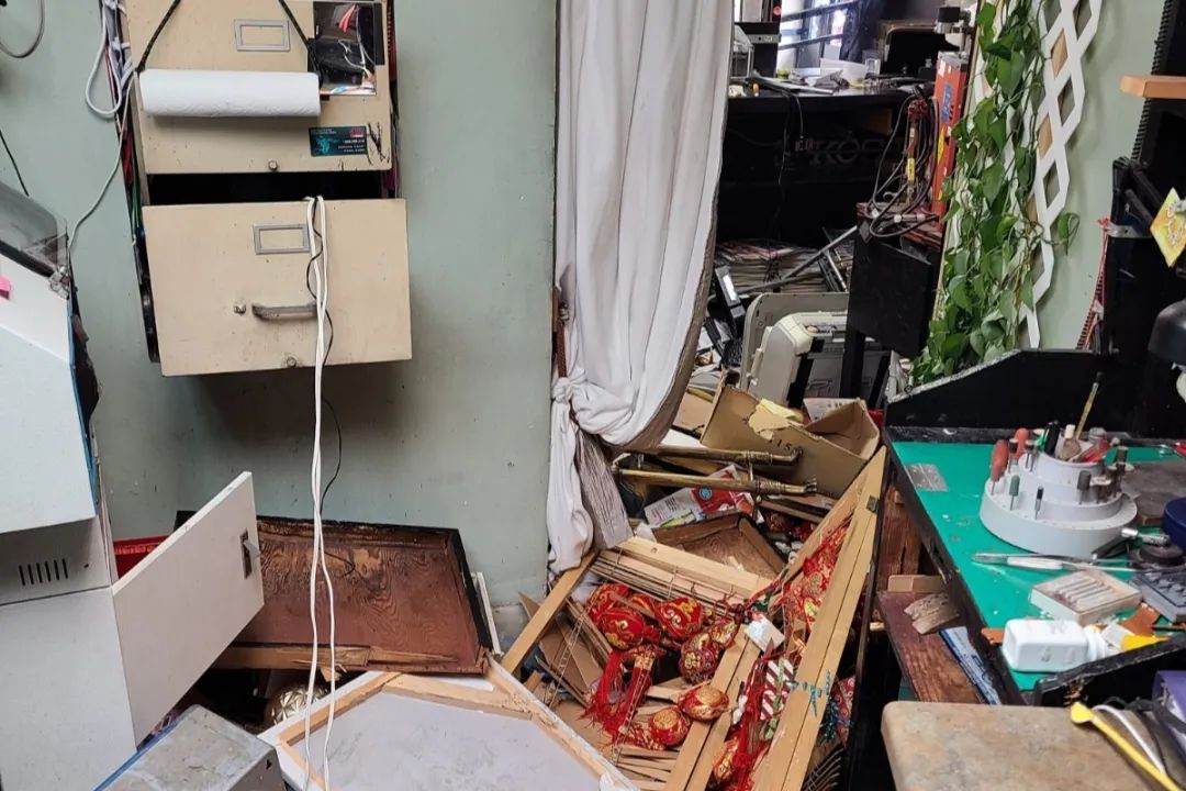 愤怒! 华人一家遭暴徒疯狂洗劫  仓皇逃命中被铁锹、砖头暴打 进ICU抢救!