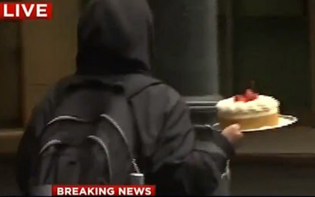 欧美多城市爆发示威! 店主被暴徒殴打倒在血泊中 民众不敢出门!