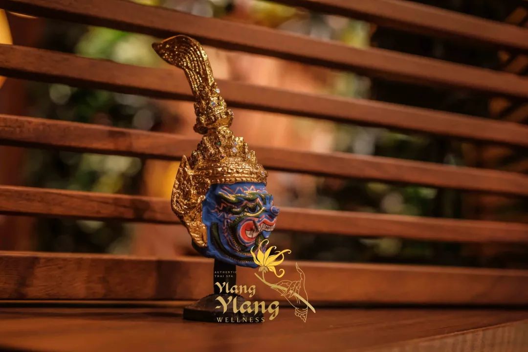 跪、踩、壓、蹬! Ylang Ylang神秘又古老的泰式天然治療