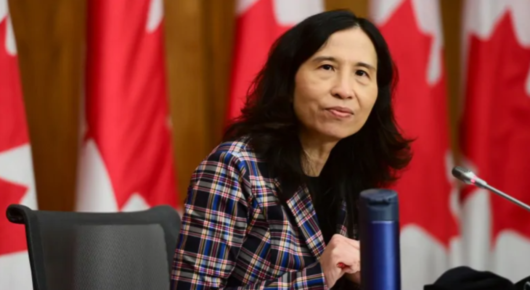 突发! 加拿大这个省疫情告急 请求建方舱医院! 加国发布首批疫苗接种者最新名单!