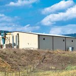 华人企业建瓶装水厂 向干旱村落买水遭炮轰