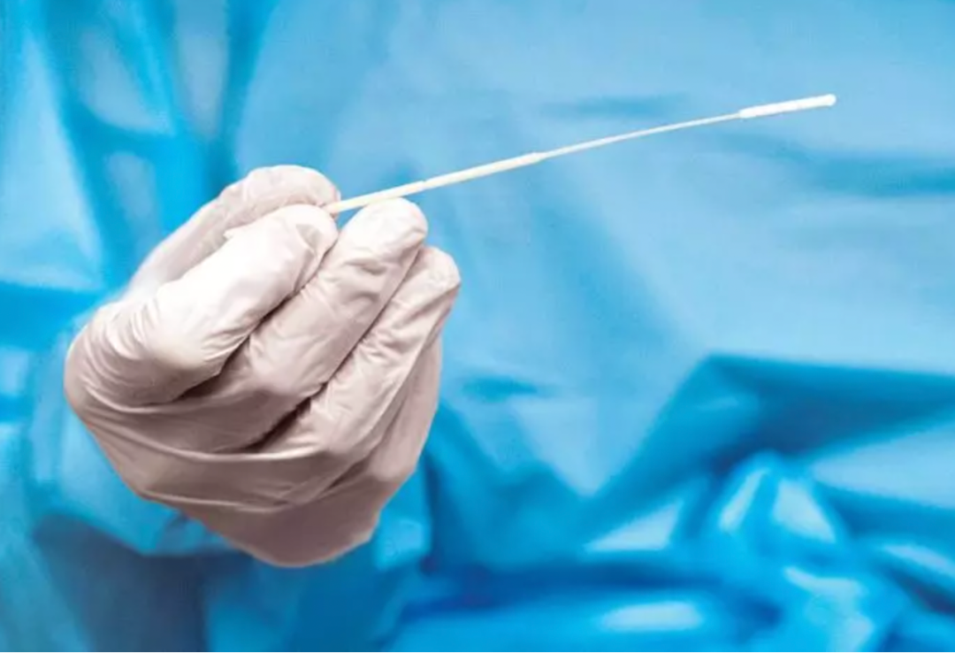 男子因传播病毒被判入狱5年！感染新冠后一传八 一人死亡