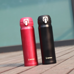 保温杯用久了有奇怪的味道?这几个正确清理保温杯的方法超容易!