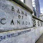 调查:17%加拿大人担忧恶化 预计通胀升至10%