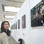 郭晶晶一拖三坐高铁到深圳看展览 一个安排震惊网友!